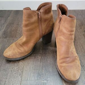 Clarks Ultimate Comfort Collection Leather Booties Size 9.5 M